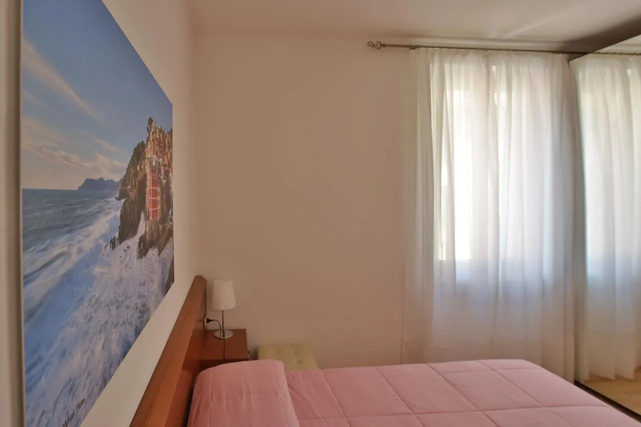Affittacamere Anna Michielini Riomaggiore 0*,  Italy